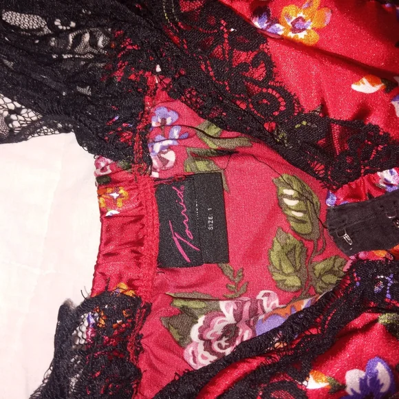 Torrid Size 2 - Picture 3 of 6